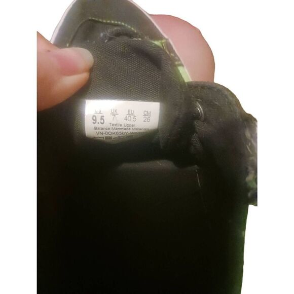 Neon and black vans low top - Picture 5 of 6